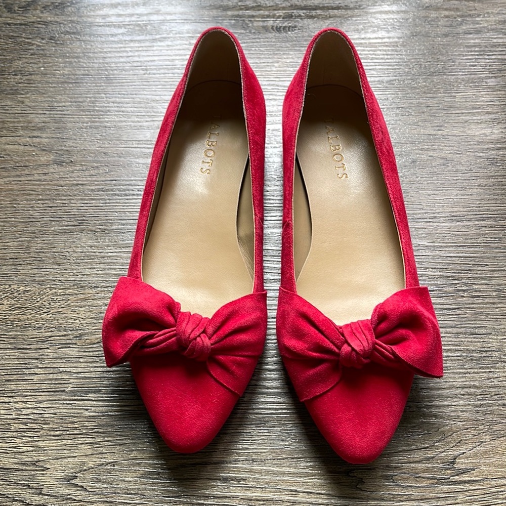 Red Suede Flats with Bow👻🎃👠